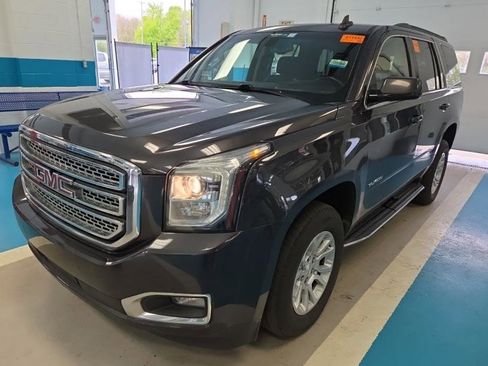 Used 2018 GMC Yukon SLE w/ Convenience Package AWD/4WD image 2