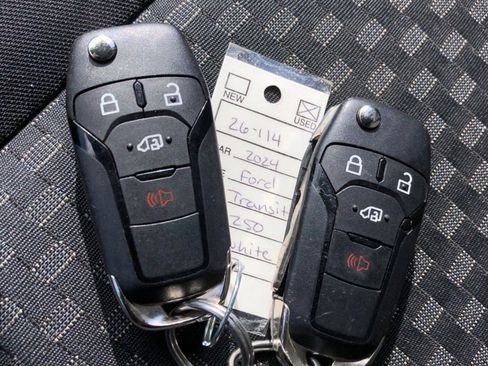 Used 2024 Ford Transit 250 Low Roof AWD w/ Exterior Upgrade Package image 35