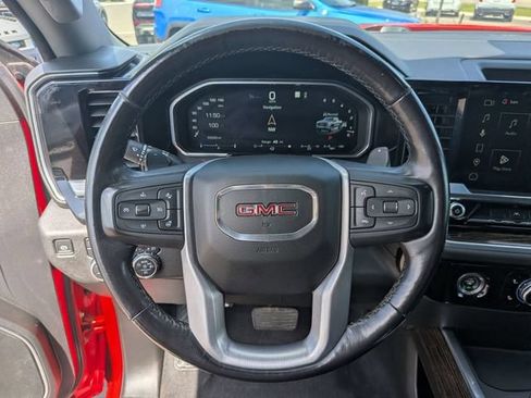 Used 2022 GMC Sierra 1500 Elevation w/ LPO, Elevation Black Package AWD/4WD image 18