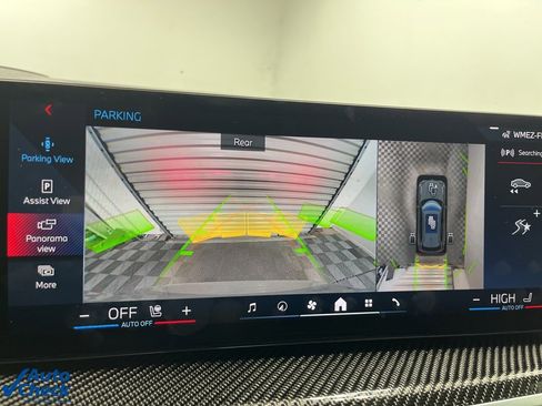 Used 2024 BMW X5 M60i image 16