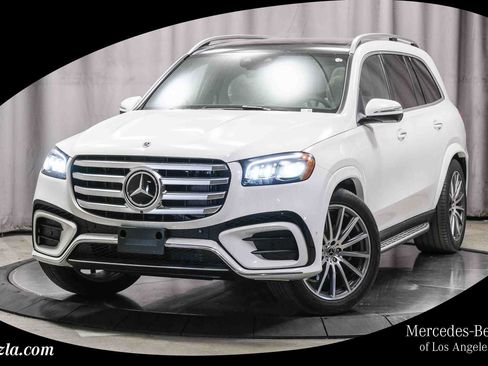 New 2026 Mercedes-Benz GLS 580 4MATIC image 1