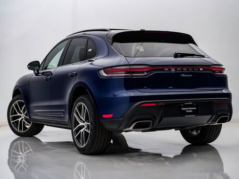 New 2026 Porsche Macan image 3