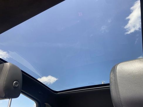 Used 2019 Jaguar E-PACE S image 26