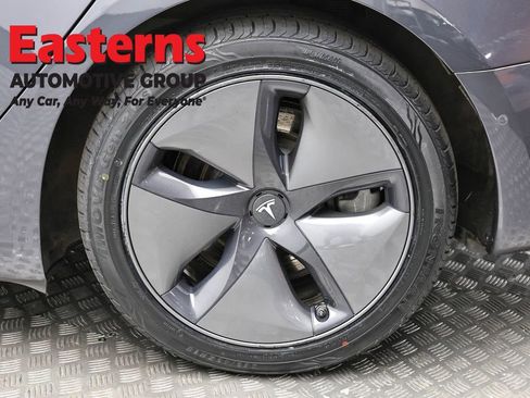 Used 2019 Tesla Model 3 Long Range image 18