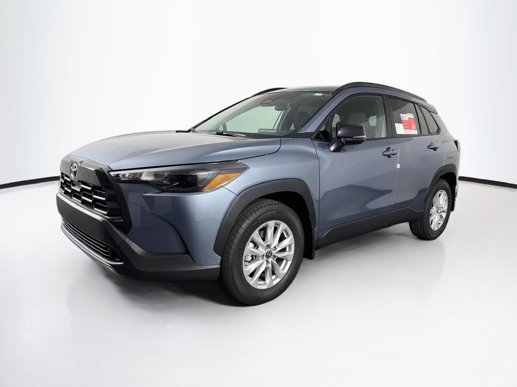 New 2026 Toyota Corolla Cross LE FWD image 3