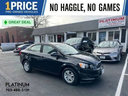 Used 2013 Chevrolet Sonic LT image 1