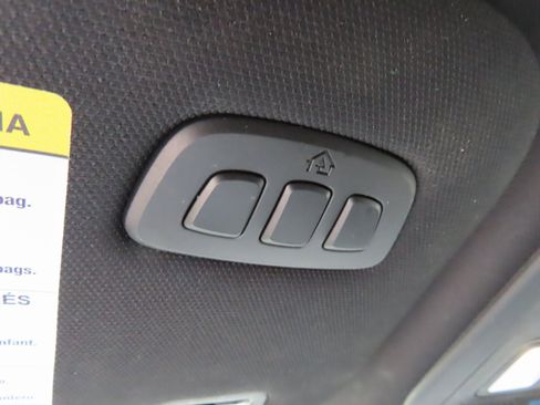 Used 2020 Ford Explorer Limited image 38