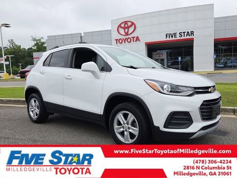 Used 2019 Chevrolet Trax LT w/ LT Convenience Package AWD/4WD image 1