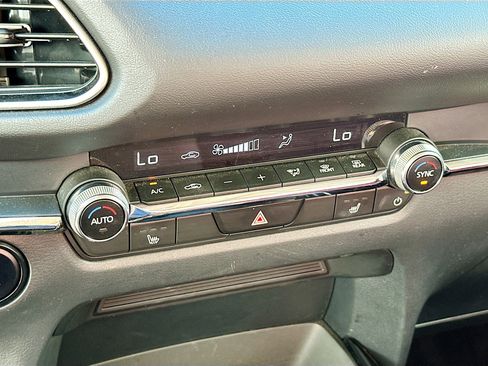 Used 2024 MAZDA CX-30 AWD 2.5 S w/ Preferred Package image 23