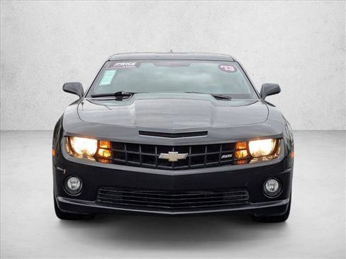 Used 2013 Chevrolet Camaro SS image 2