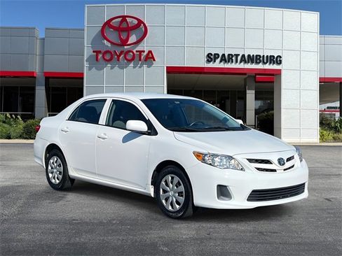 Used 2012 Toyota Corolla LE image 1