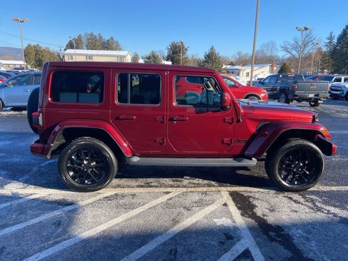 Used 2021 Jeep Wrangler Unlimited Sahara image 7