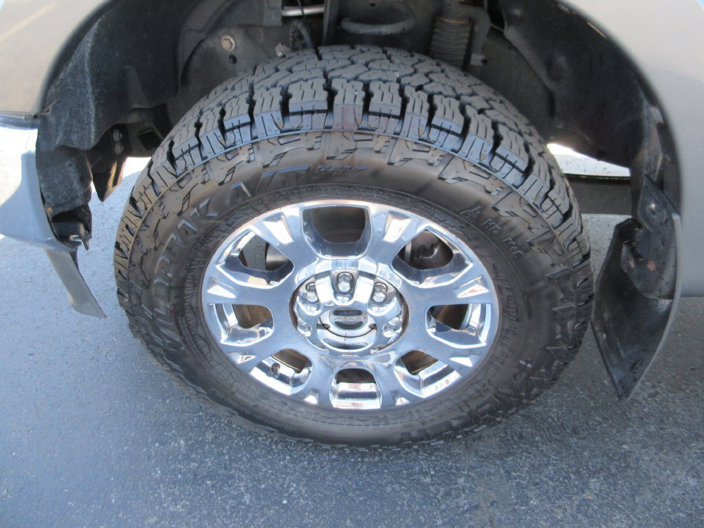 Used 2022 Ford F250 Lariat w/ Lariat Ultimate Package AWD/4WD image 14