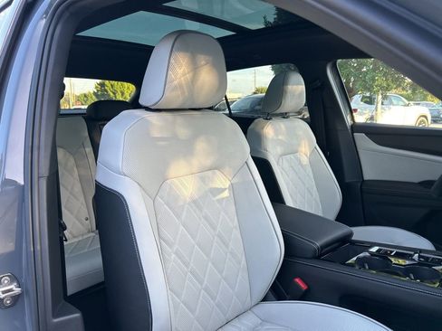 New 2026 Volkswagen Atlas Cross Sport SEL Premium R-Line AWD/4WD image 45