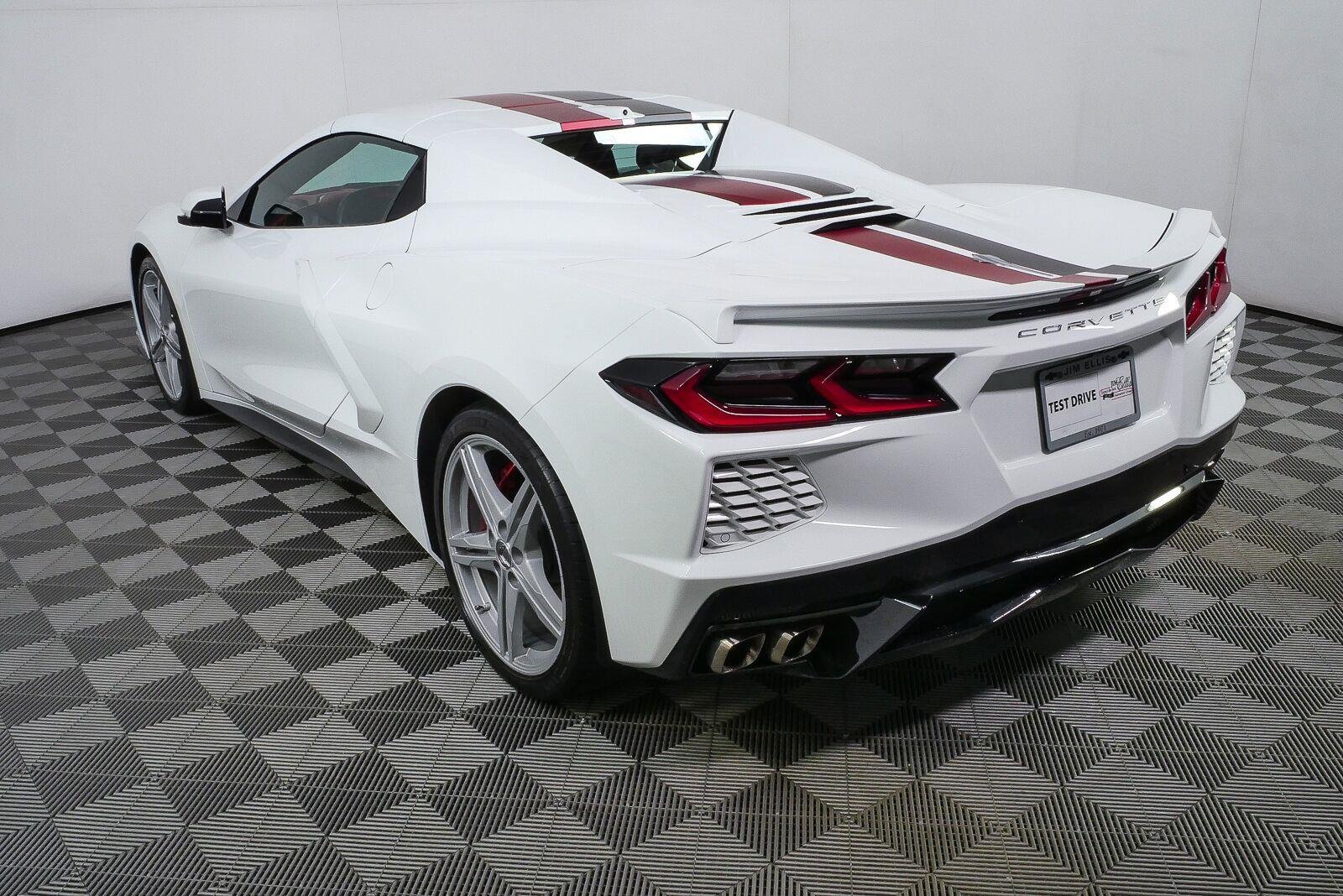 Used 2026 Chevrolet Corvette Stingray Premium Conv w/ Z51 Performance Package RWD image 22