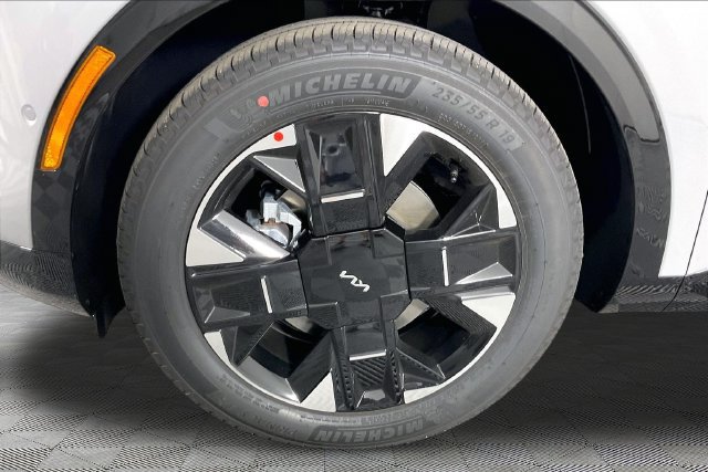 New 2027 Kia Sportage SX FWD image 13