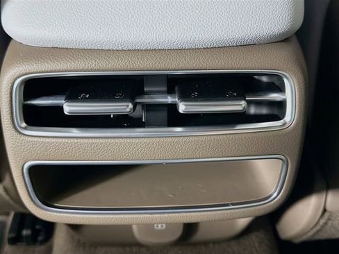 New 2026 Genesis GV70 2.5T Advanced AWD/4WD image 18
