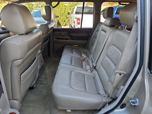 Used 2001 Lexus LX 470 4WD image 23