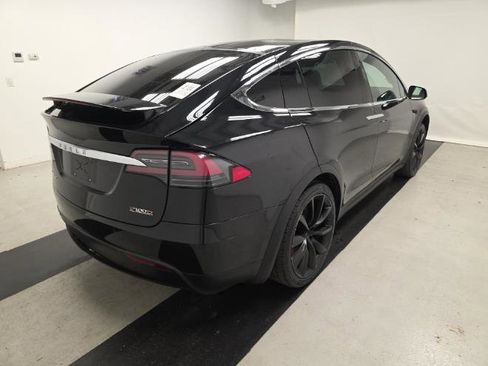 Used 2017 Tesla Model X P100D image 6