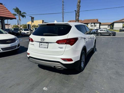 Used 2017 Hyundai Santa Fe Sport AWD/4WD image 5
