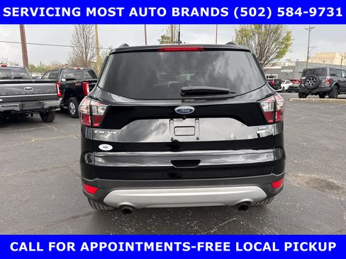 Used 2017 Ford Escape SE w/ Equipment Group 201A image 9