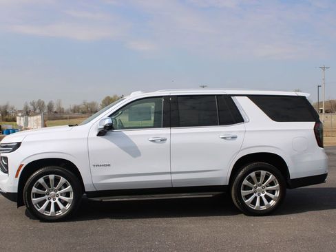 New 2026 Chevrolet Tahoe Premier w/ Sun And Tow Package AWD/4WD image 6