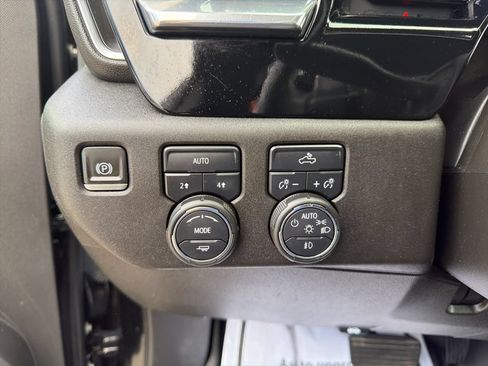Used 2024 Chevrolet Silverado 1500 RST w/ Max Trailering Package AWD/4WD image 10