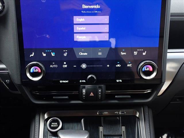 Used 2025 Lexus GX 550 AWD/4WD image 19