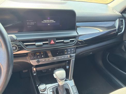 Used 2024 Kia Seltos S FWD image 28