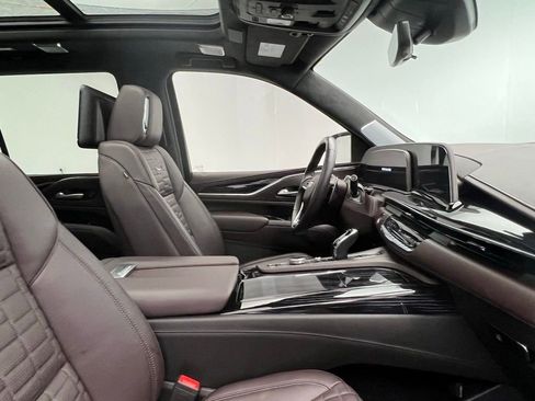 Used 2023 Cadillac Escalade V w/ LPO, Floor Liner Package image 6
