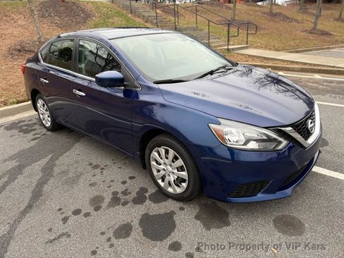 Used 2018 Nissan Sentra S image 3