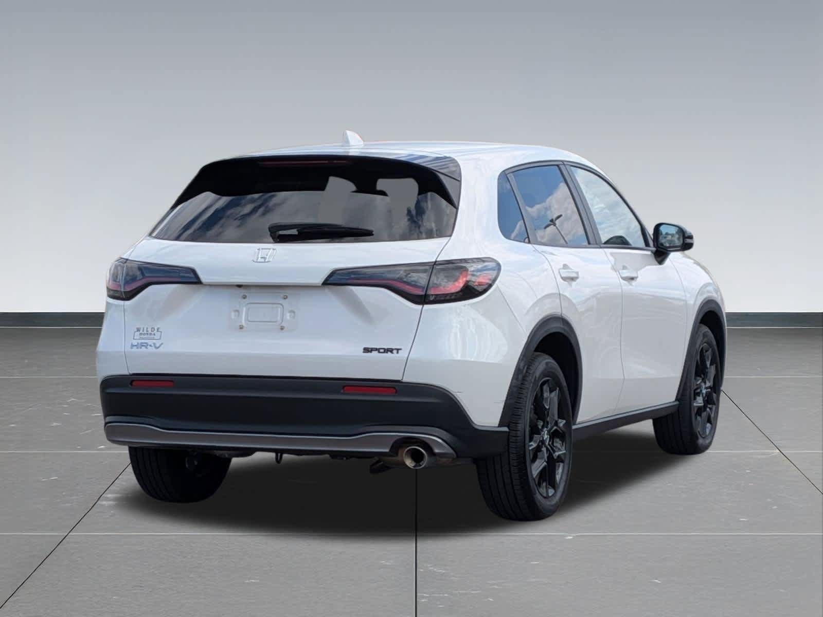 Certified 2025 Honda HR-V Sport image 6