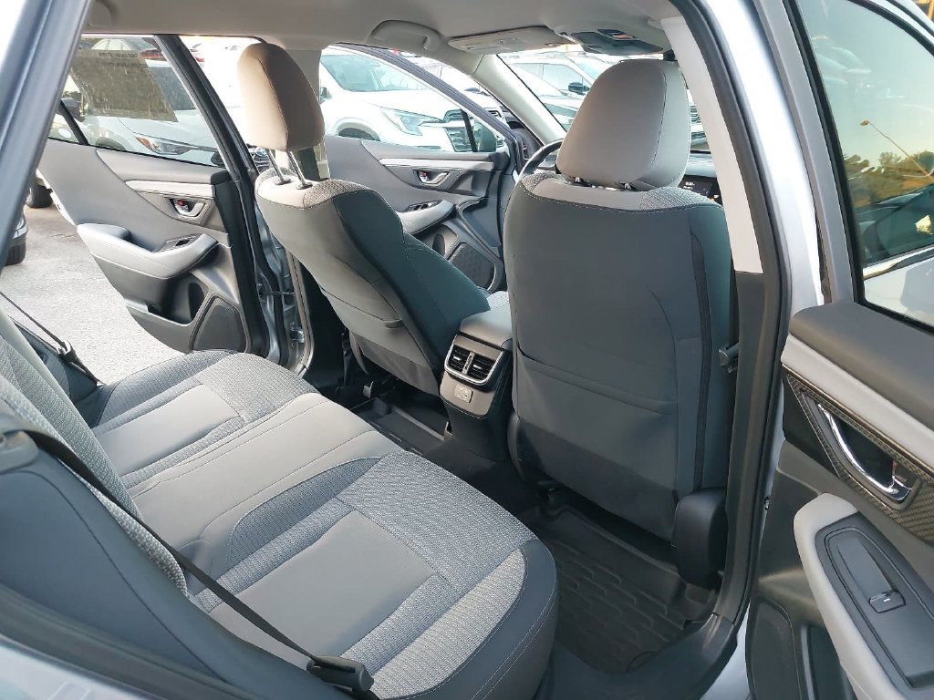 Used 2025 Subaru Outback Premium w/ Popular Package #1A AWD/4WD image 11