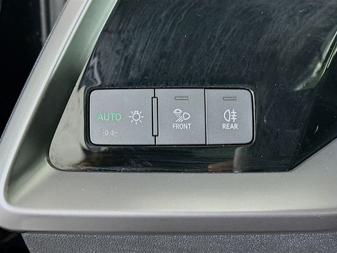 Used 2024 Audi A3 2.0T Premium image 16