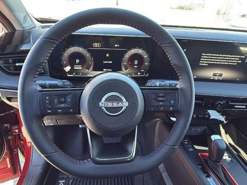 New 2026 Nissan Kicks SR w/ Cold Weather Package AWD/4WD image 18