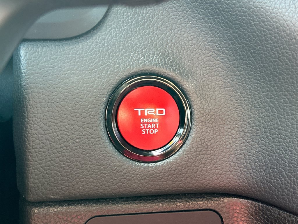 Used 2025 Toyota Tundra Limited w/ TRD Off-Road Package AWD/4WD image 20