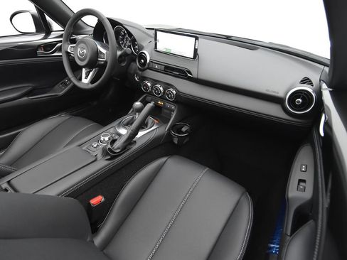 New 2026 MAZDA MX-5 Miata Grand Touring w/ Weather Package RWD image 30