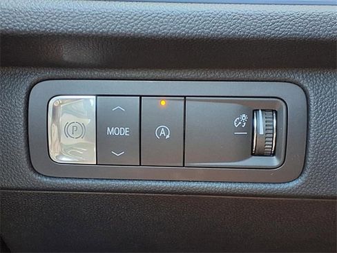 New 2026 Chevrolet Traverse High Country image 13