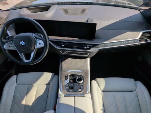 Certified 2024 BMW X7 xDrive40i image 33