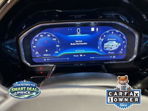 Used 2022 Chevrolet Silverado 1500 LT image 12