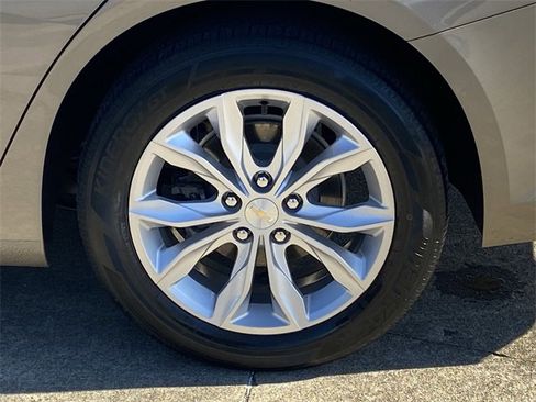 Certified 2023 Chevrolet Malibu LT image 34