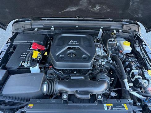 Certified 2023 Jeep Wrangler Unlimited Sport image 3