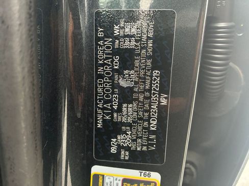 Used 2025 Kia Soul LX w/ LX Technology Package image 27