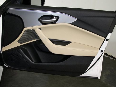 Used 2025 Acura TLX w/ Technology Package image 32