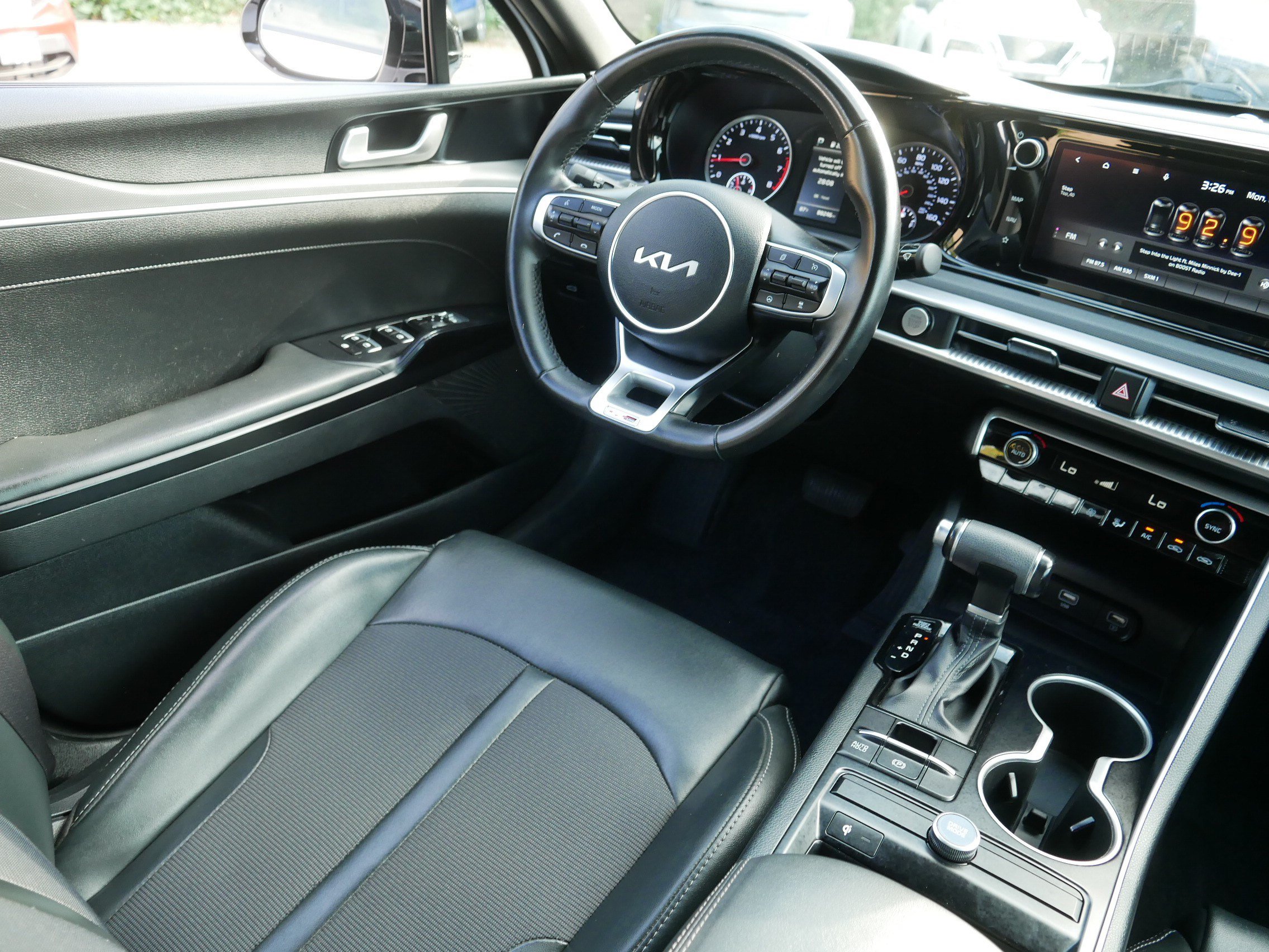 Used 2022 Kia K5 GT-Line w/ GT-Line FWD Premium Package image 9