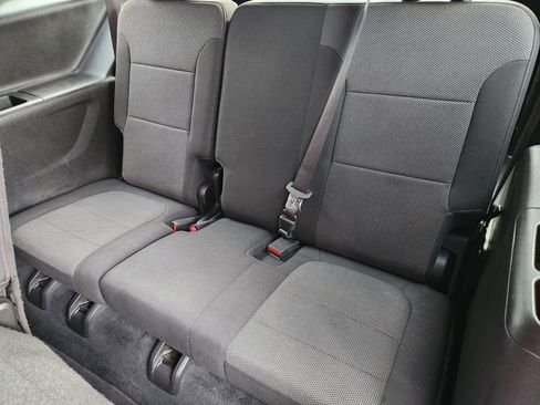 Certified 2022 Chevrolet Traverse LT image 34