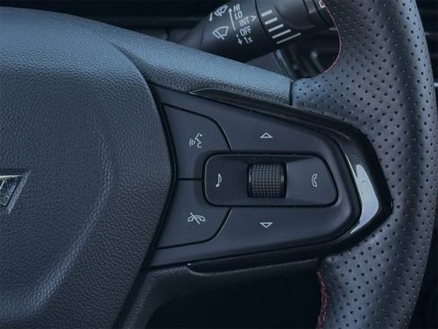 Used 2025 Chevrolet TrailBlazer RS w/ Driver Confidence Package image 15