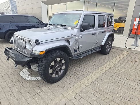 Used 2018 Jeep Wrangler Unlimited Sahara image 1