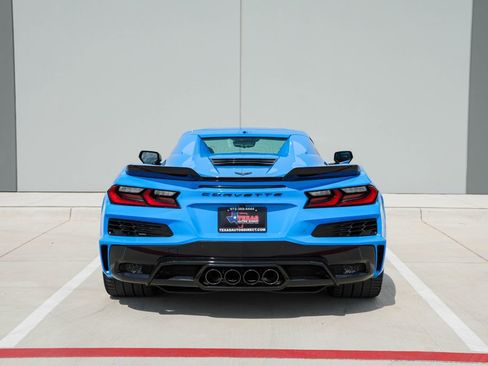 Used 2025 Chevrolet Corvette Z06 w/ Battery Protection Package image 6