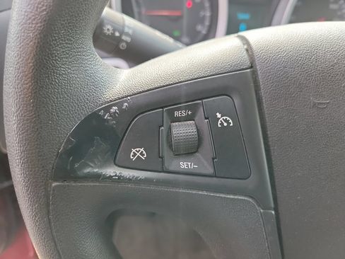 Used 2010 Chevrolet Equinox LT FWD image 26